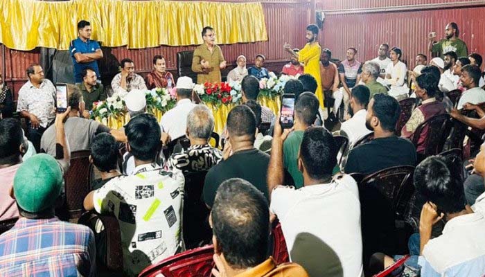 বিএনপি ক্ষমতায় এলে শ্রমিকদের অধিকার প্রতিষ্ঠায় কাজ করবে : খন্দকার মুক্তাদির
