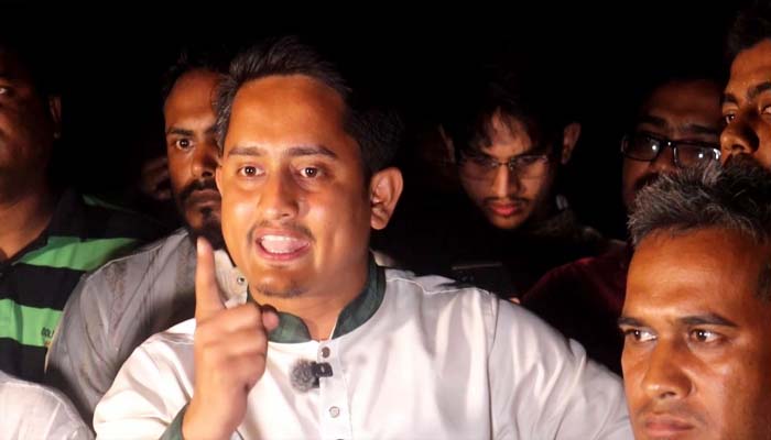 ‘কলিজা ছেঁড়ার’ হুমকি সারজিসের: ৮ মিনিট বিদ্যুৎ-বিভ্রাটের কারণ জানাল নেসকো