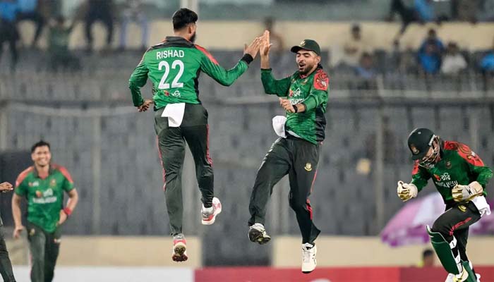রিশাদের ঘূর্ণিঝড়ে উড়ে গেল ওয়েস্ট ইন্ডিজ