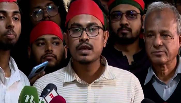 স্বরাষ্ট্র উপদেষ্টার পদত্যাগের আলটিমেটাম ডাকসু ভিপির