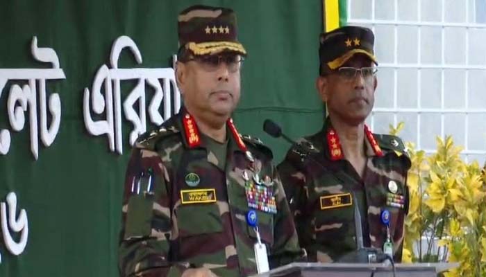 ভোটের আগে সিলেটে সেনাপ্রধান