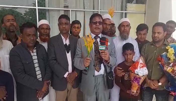 ইলিয়াস আলীর নামেই ভোটের ডাক, লুনার পক্ষে মাঠে খসরু