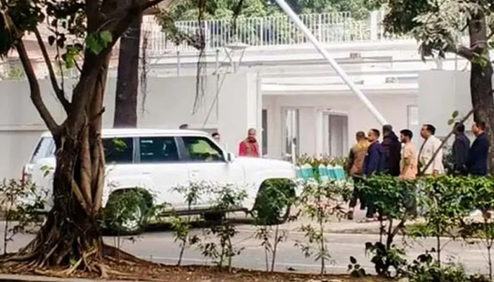 তারেক রহমানের বাসার সামনে থেকে আটক ২