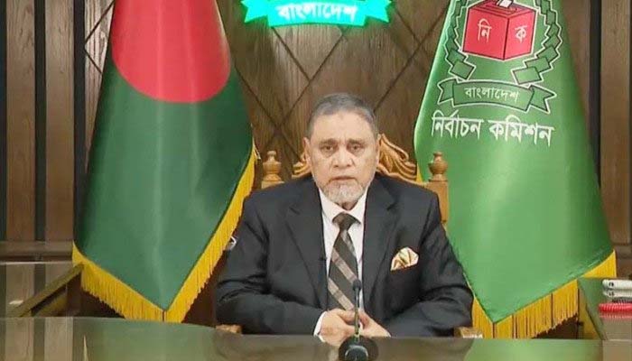 গণতান্ত্রিক প্রক্রিয়ার স্বাভাবিক পরিণতি হিসেবে জয়-পরাজয়কে মেনে নেবেন: সিইসি