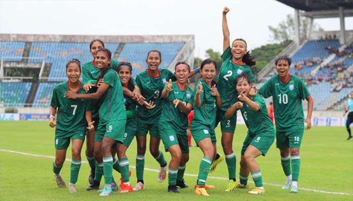 অস্ট্রেলিয়ায় পয়েন্টশূন্য বাংলাদেশ নারী ফুটবল দল: প্রশ্নে বাফুফের প্রস্তুতি
