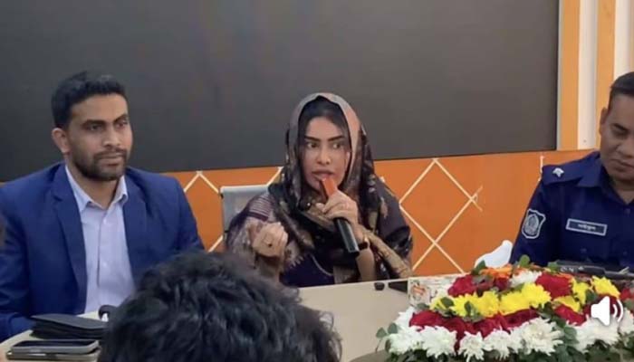 বাহুবলে প্রশাসনিক সভায় এমপির স্ত্রী, ইউএনও-এসিল্যান্ড বদলি