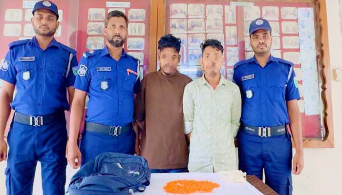 জকিগঞ্জে ২৪০০ পিস ইয়াবাসহ ২ মাদক কারবারি গ্রেফতার