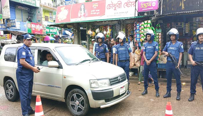 জননিরাপত্তায় কঠোর অবস্থানে মৌলভীবাজার জেলা পুলিশ