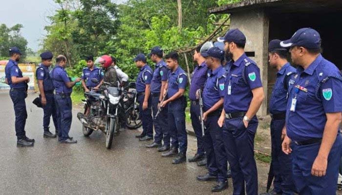 গোয়াইনঘাটে বর্ণাঢ্য আয়োজনে ‘পুলিশ সপ্তাহ-২০২৬’ শুরু