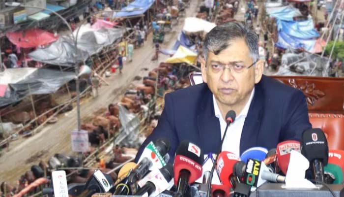 সড়ক-মহাসড়কে পশুর হাট বসানো নিয়ে স্বরাষ্ট্রমন্ত্রীর নির্দেশনা