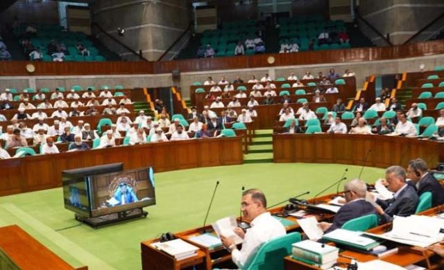 সংসদে ৯ লাখ ৩৮ হাজার কোটি টাকার বাজেট পাস