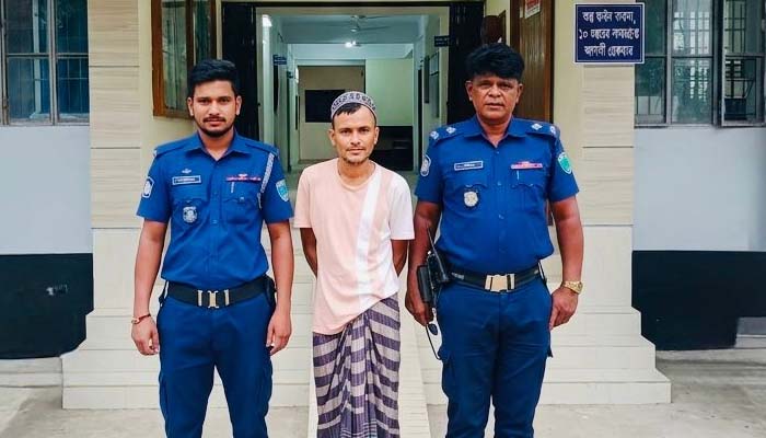 জকিগঞ্জে অস্ত্র মামলার ১০ বছরের সাজাপ্রাপ্ত পলাতক আসামি গ্রেপ্তার