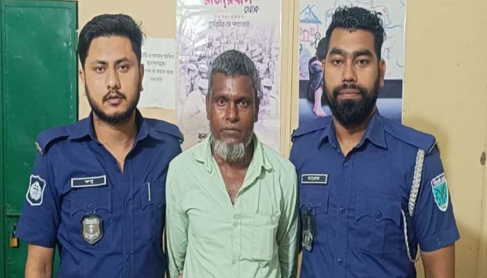 ছাতকে অস্ত্র ও দ্রুত বিচার আইনের পলাতক আসামি রাজন গ্রেফতার