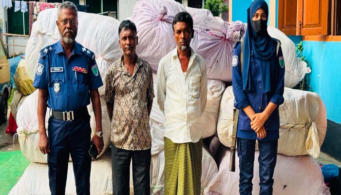 জৈন্তাপুরে ১১ লাখ টাকার ভারতীয় কম্বল জব্দ, গ্রেফতার ২