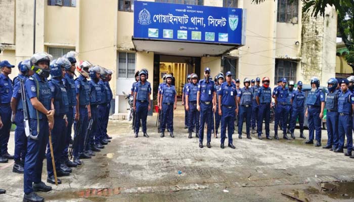 আইনশৃঙ্খলা রক্ষায় গোয়াইনঘাটে পুলিশের বিশেষ মহড়া ও চিরুনি অভিযান