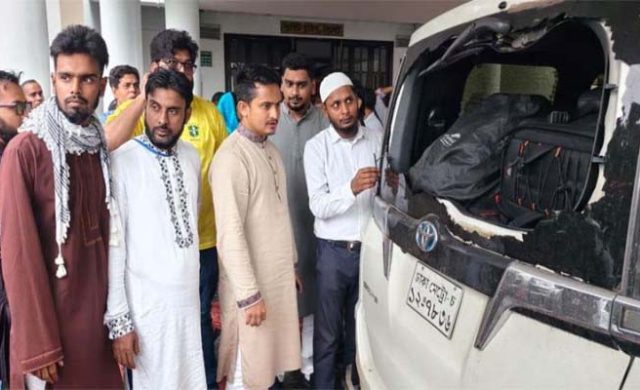 কানাইঘাটের কর্মসূচি এড়িয়ে সার্কিট হাউজে এনসিপি নেতারা