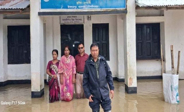 টানা বৃষ্টি ও পাহাড়ি ঢলে কমলগঞ্জে বন্যা, ক্ষতিগ্রস্ত সড়ক-ফসল
