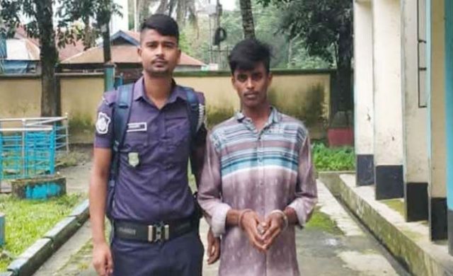গলায় কাঁচি ধরে শিশুকে ধর্ষণের পর ভিডিও ধারণ