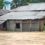 মুষলধারে বৃষ্টি ও উজানের ঢলে মৌলভীবাজারে বন্যা