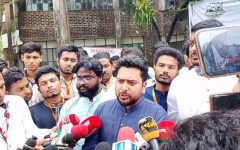 সরকারের কত সন্ত্রাসী আছে আমরা দেখবো: নাহিদ ইসলাম