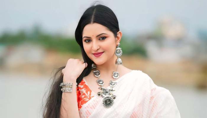 আবারও বিয়ে করছেন পরী, ঠেকাতে পারলেন না হ্যারি কেইন!