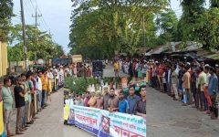 জৈন্তাপুরে শ্লীলতাহানির অভিযোগে গ্রেপ্তার জসিমের দৃষ্টান্তমূলক শাস্তির দাবিতে মানববন্ধন