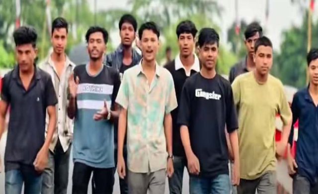 গোয়াইনঘাটে নিষিদ্ধ ছাত্রলীগের ঝটিকা মিছিল