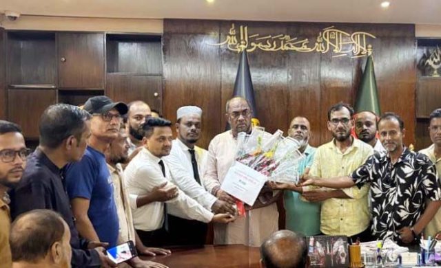 মুক্তিযুদ্ধের সঠিক ইতিহাস নতুন প্রজন্মের কাছে তুলে ধরতে হবে: কাইয়ুম চৌধুরী