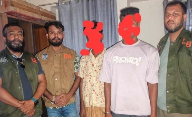 গোয়াইনঘাটে ডিবির অভিযানে ইয়াবাসহ আটক ২