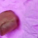 চোরের আঙুল কামড়ে অর্ধেক রেখে দিলেন গৃহবধূ