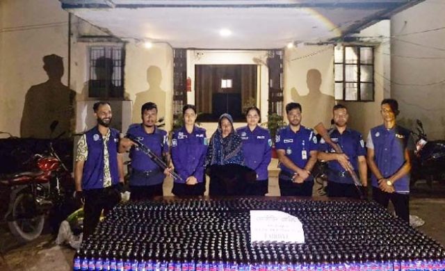গোয়াইনঘাটে ২৪ লাখ টাকার ফেনসিডিলসহ নারী আটক