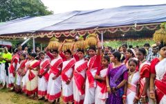 কারাম উৎসবে চা বাগানের জনপদে সংস্কৃতির রঙ