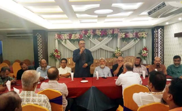 শাহী ঈদগাহে মেলা বন্ধ না করলে রাজপথে নামবেন ব্যবসায়ীরা