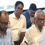 দায়িত্বে অবহেলার অভিযোগে মৌলভীবাজারের সিভিল সার্জনেকে এক দিনের মধ্যে প্রত্যাহারের নির্দেশ মন্ত্রীর
