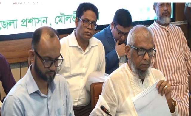 দায়িত্বে অবহেলার অভিযোগে মৌলভীবাজারের সিভিল সার্জনেকে এক দিনের মধ্যে প্রত্যাহারের নির্দেশ মন্ত্রীর