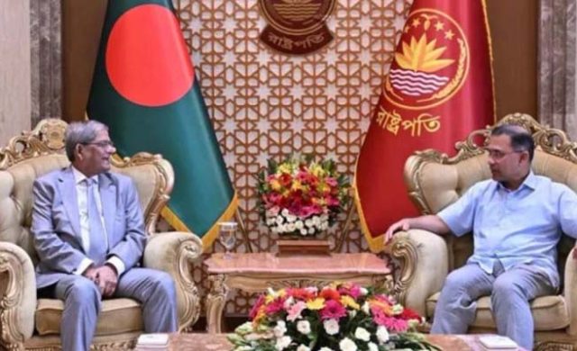 রাষ্ট্রপতির সঙ্গে প্রধানমন্ত্রীর সৌজন্য সাক্ষাৎ