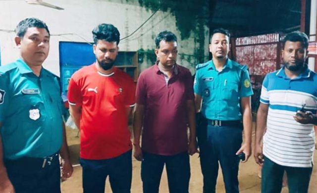 সিলেটে রেলের টিকিট কালোবাজারে বিক্রির দায়ে দুই আরএনবি সদস্য আটক
