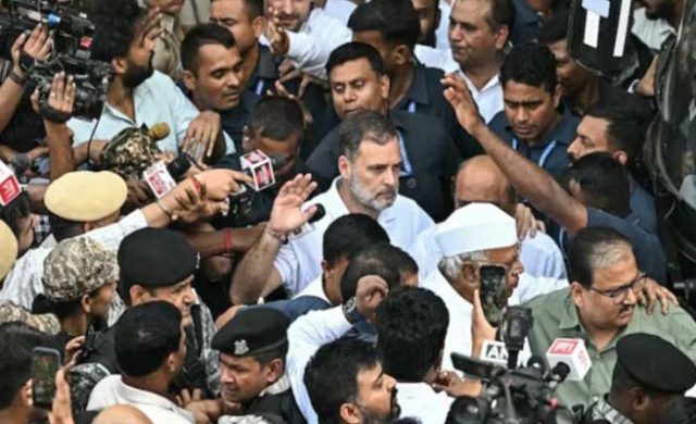 ‘পতনের দ্বারপ্রান্তে মোদি’, সোমবার দিল্লিতে বড় বিক্ষোভের ডাক ইন্ডিয়া জোটের