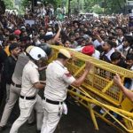 ৪০ হাজার বাহিনী নামিয়েও আটকানো গেল না ককরোচের, চাপে মোদি সরকার