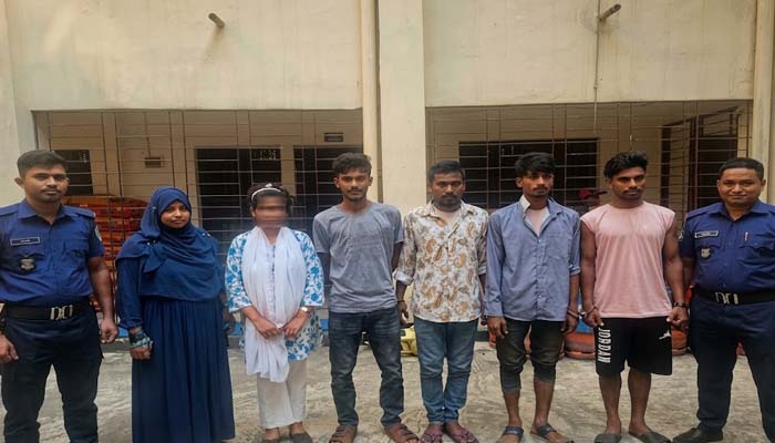 গোয়াইনঘাট পুলিশের তৎপরতায় রক্ষা পেলেন নববধূ, আটক মানবপাচারচক্রের ৪